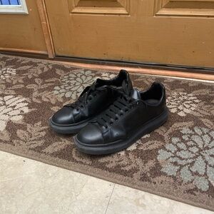 Alexander McQueen Black sneakers